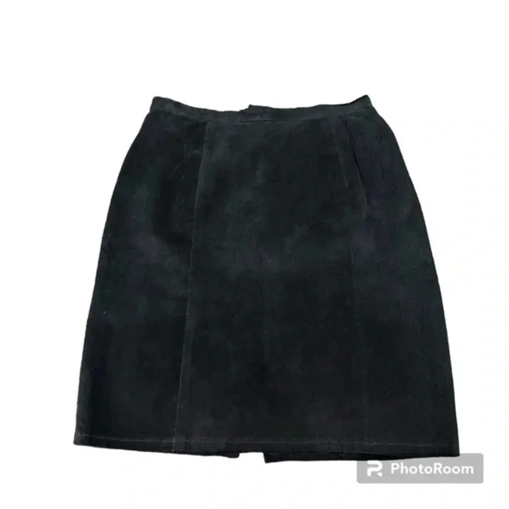 VTG OUTERWEAR By PHOENIX Black Suede
Leather Knee Straight Pencil Skirt
